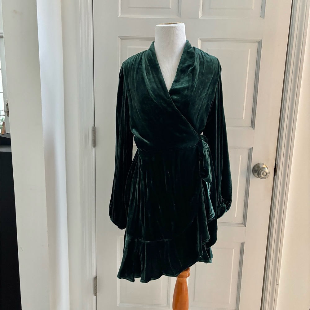 Elegant Dark Green Velvet Wrap Dress Banana Republic NWT